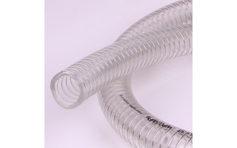Độ cong của ống là một điểm đáng lưu ý khi lựa chọn ống dẫn hạt nhựa